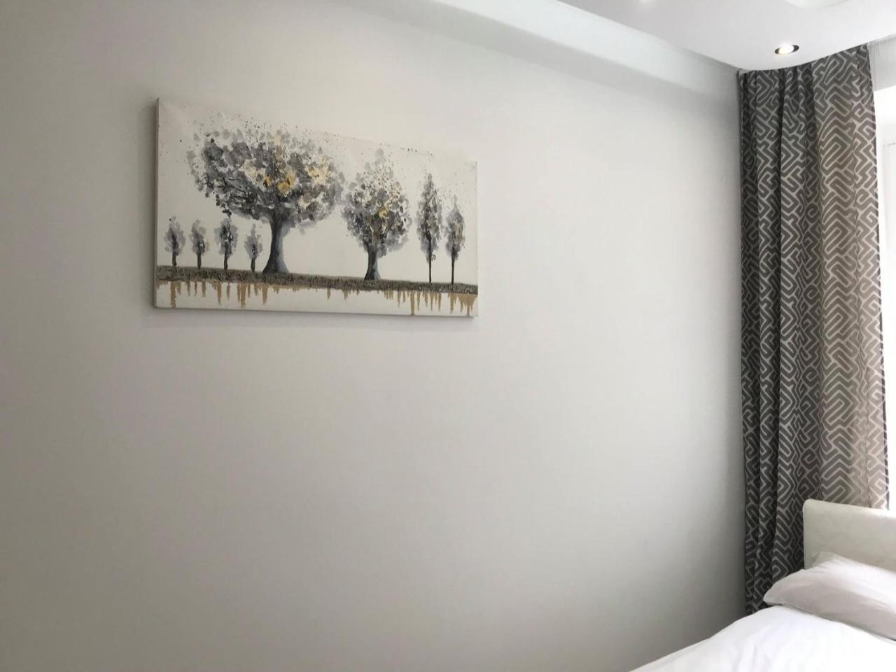 Modern Apartment Львів Екстер'єр фото
