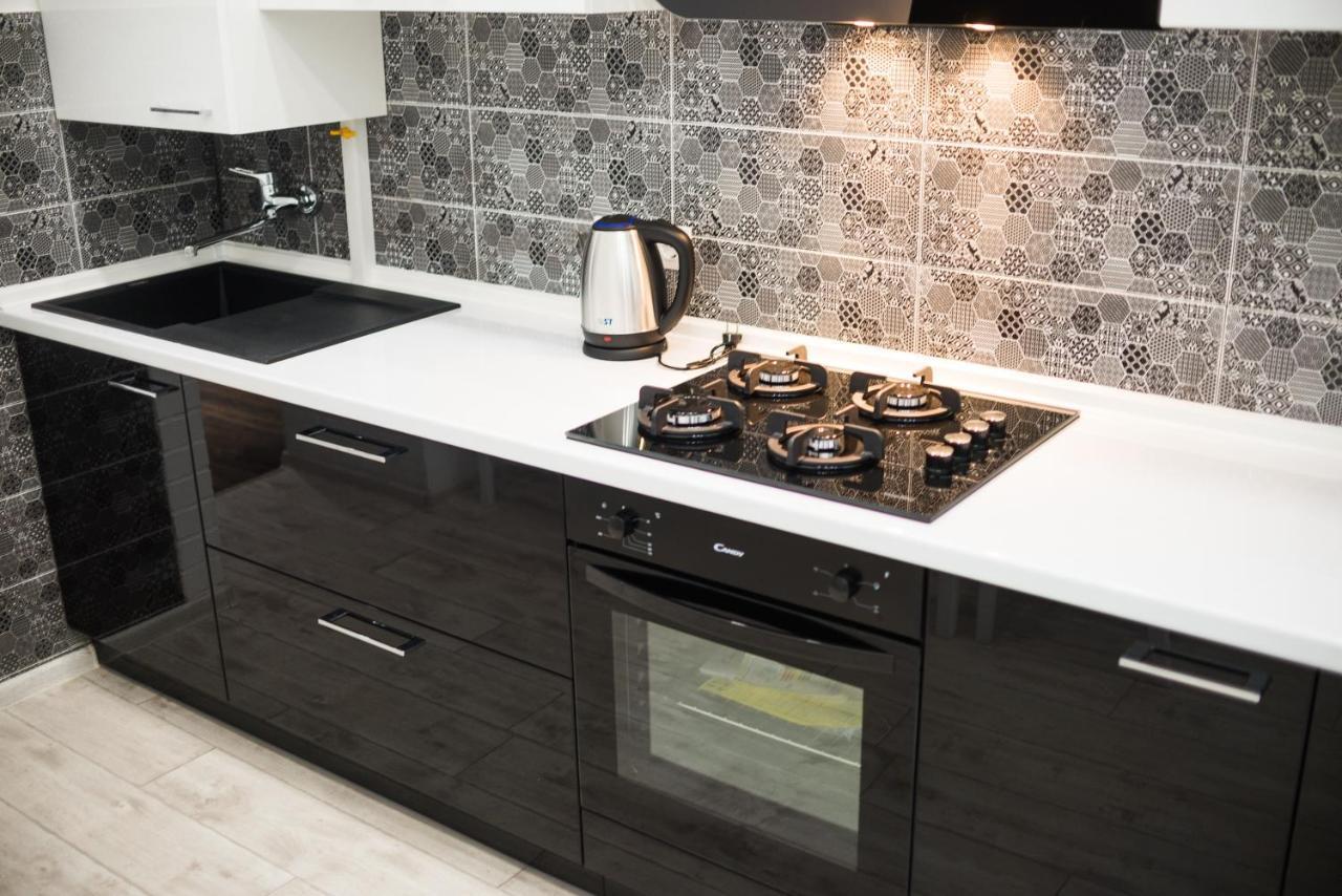 Modern Apartment Львів Екстер'єр фото