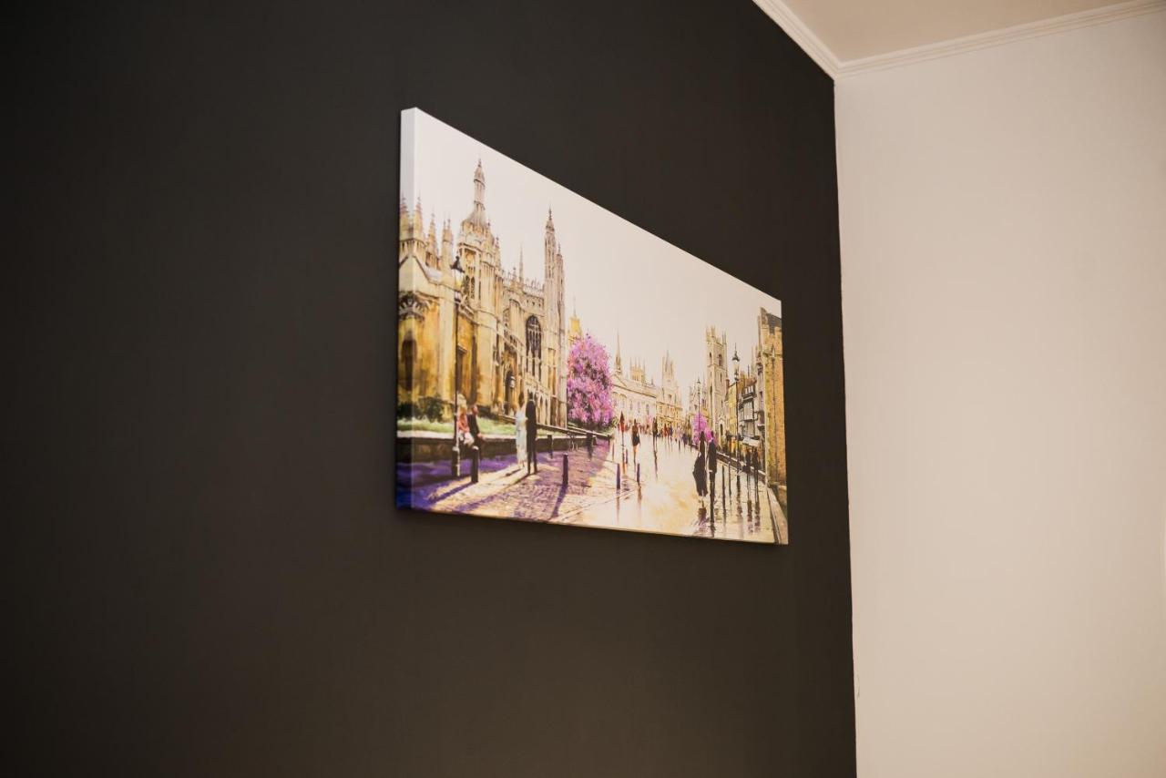 Modern Apartment Львів Екстер'єр фото